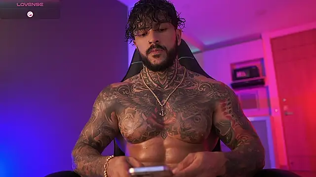 Snapshot of mariano_costa chatting on October 19, 2025, 2:45 am mariano costa online show from October 19, 2025, 2:45 am