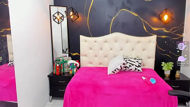 Snapshot of lizortiz chatting on December 7, 2024, 9:55 pm lizortiz online show from December 7, 2024, 9:55 pm