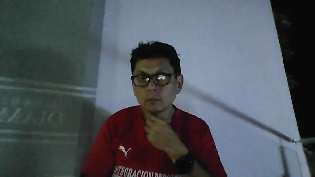 Snapshot of MarcusKelvin chatting on May 3, 2026, 3:01 am MarcusKelvin online show from May 3, 2026, 3:01 am