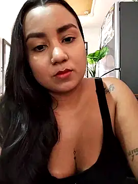 sweet07coral online show from December 21, 2024, 8:00 pm