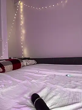 Snapshot of LoveLuna_ chatting on January 15, 2025, 1:56 am LoveLuna online show from January 15, 2025, 1:56 am