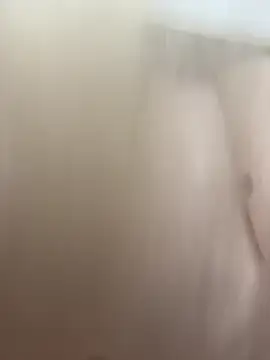 Snapshot of LoveLuna_ chatting on January 28, 2025, 10:12 pm LoveLuna online show from January 28, 2025, 10:12 pm