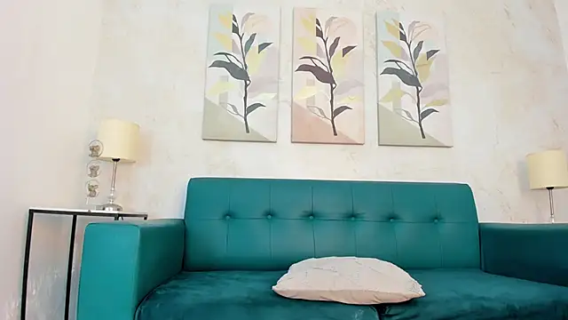 miranda villa online show from September 19, 2025, 12:28 pm