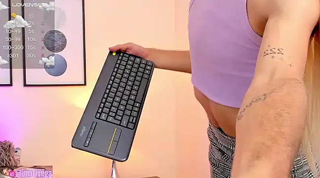 Snapshot of ariivega chatting on December 19, 2024, 3:07 am ariivega online show from December 19, 2024, 3:07 am