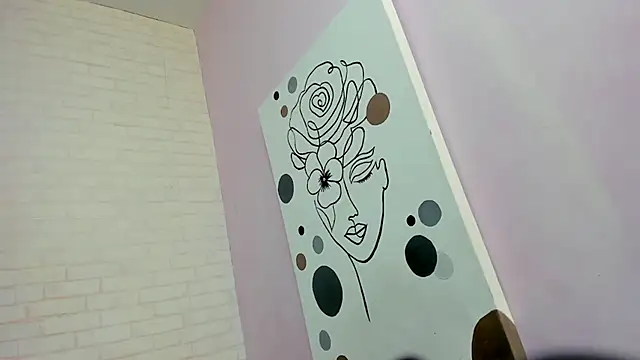 Tiffany mendez online show from September 17, 2025, 12:07 pm