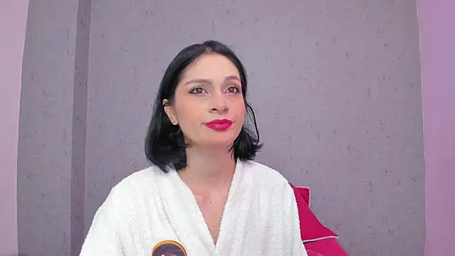 Tiffany mendez online show from October 3, 2025, 12:13 pm