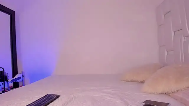 Snapshot of alanajonhsonm chatting on January 24, 2025, 5:21 am alanajonhsonm online show from January 24, 2025, 5:21 am