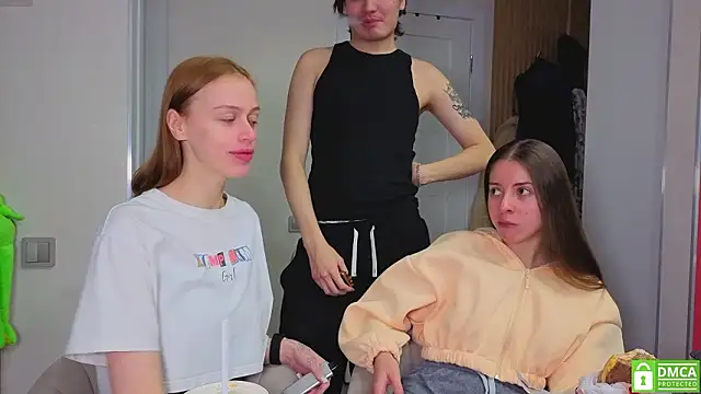 Snapshot of fcjuicy_pussy chatting on February 9, 2026, 10:08 am fcjuicy pussy online show from February 9, 2026, 10:08 am