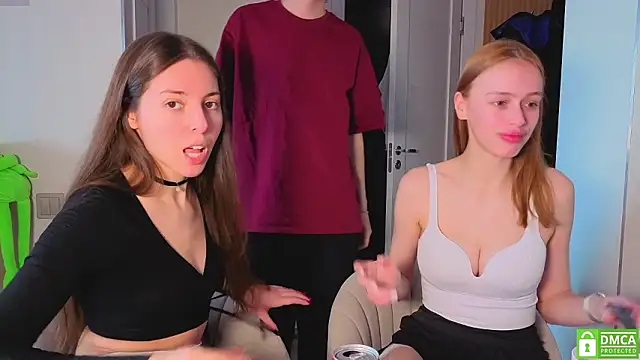 Snapshot of fcjuicy_pussy chatting on February 12, 2026, 11:27 am fcjuicy pussy online show from February 12, 2026, 11:27 am