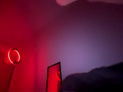 Snapshot of PointingPetrol chatting on November 15, 2025, 7:49 am PointingPetrol online show from November 15, 2025, 7:49 am