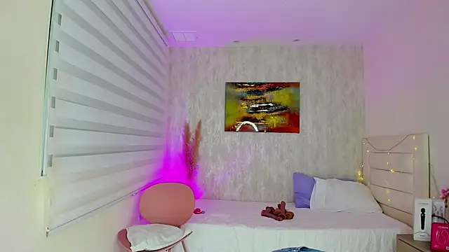 Snapshot of Keni_malf chatting on September 18, 2025, 3:19 am Keni malf online show from September 18, 2025, 3:19 am