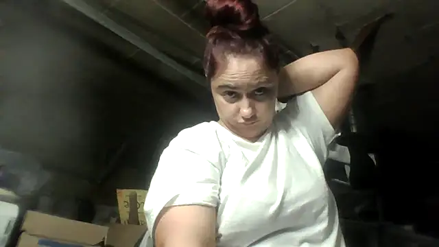 Snapshot of lilbishmiss chatting on June 2, 2026, 7:43 am lilbishmiss online show from June 2, 2026, 7:43 am