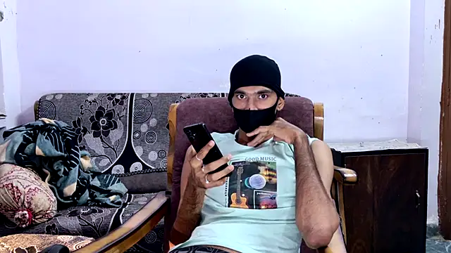 Snapshot of Habibi_big_b chatting on March 14, 2026, 11:37 am Habibi big b online show from March 14, 2026, 11:37 am