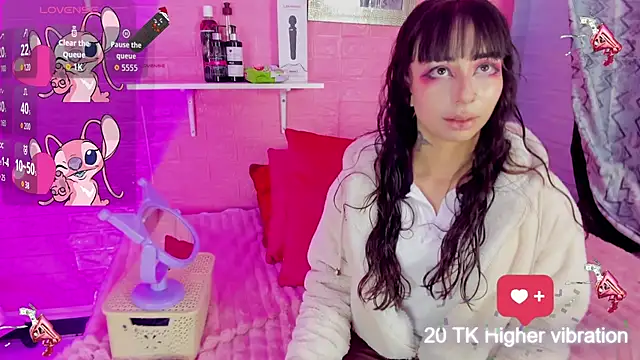 Snapshot of hanna__azumi chatting on October 29, 2025, 11:39 pm hanna azumi online show from October 29, 2025, 11:39 pm