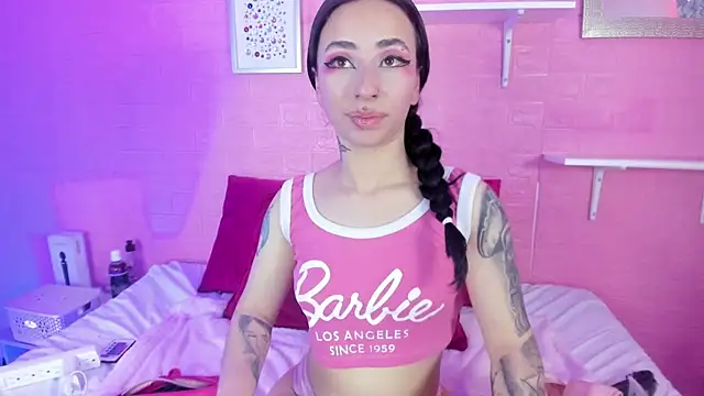 Snapshot of hanna__azumi chatting on February 21, 2026, 4:13 am hanna azumi online show from February 21, 2026, 4:13 am