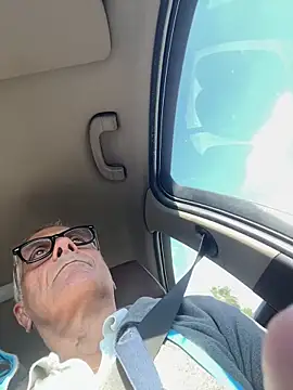 Snapshot of 4n4l1zz4m1 chatting on October 18, 2025, 11:33 am 4n4l1zz4m1 online show from October 18, 2025, 11:33 am