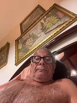 Snapshot of 4n4l1zz4m1 chatting on July 15, 2026, 8:03 pm 4n4l1zz4m1 online show from July 15, 2026, 8:03 pm