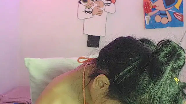 jhoanitahot online show from April 24, 2026, 10:12 pm