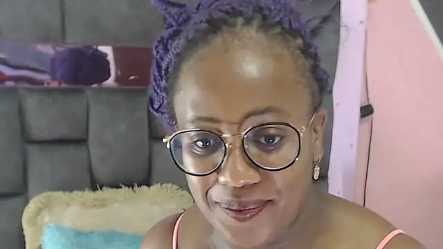 Snapshot of Lusexyy chatting on December 7, 2024, 4:25 pm Lusexyy online show from December 7, 2024, 4:25 pm