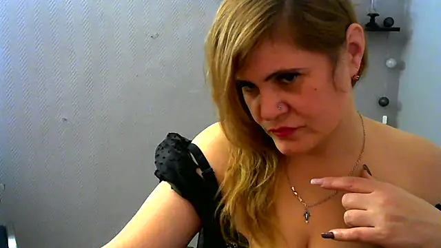 DaniellaKiss online show from January 7, 2025, 5:12 am