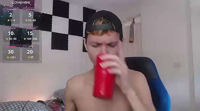 bryamado69 online show from February 24, 2025, 4:36 pm