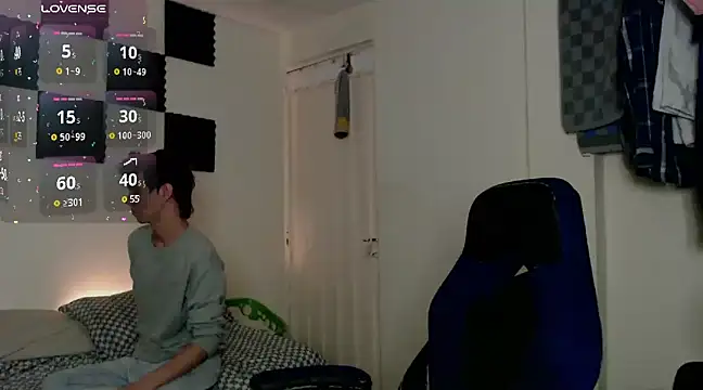 bryamado69 online show from March 19, 2025, 2:05 am