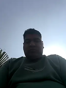 Snapshot of Gururonny07 chatting on February 11, 2025, 7:44 am Gururonny07 online show from February 11, 2025, 7:44 am