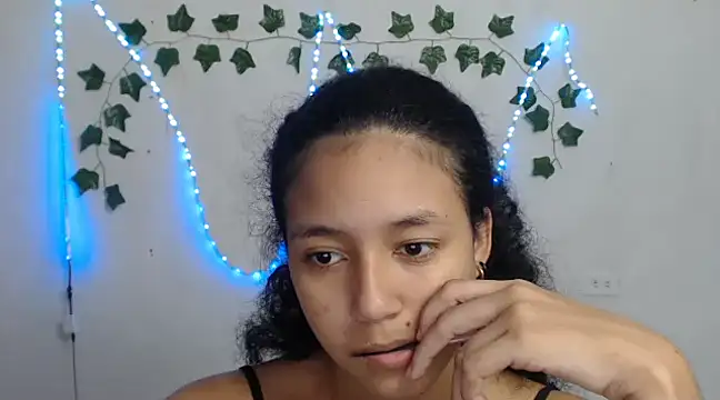 Snapshot of ley_blus10 chatting on January 20, 2025, 8:07 pm ley blus10 online show from January 20, 2025, 8:07 pm