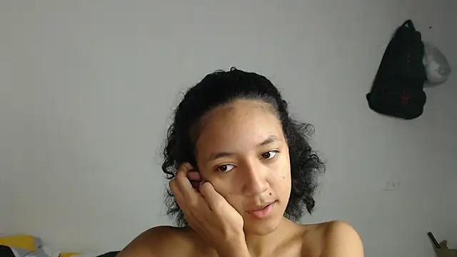 Snapshot of ley_blus10 chatting on January 30, 2025, 8:32 am ley blus10 online show from January 30, 2025, 8:32 am