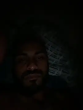 islandvybee55 online show from January 26, 2025, 11:18 pm