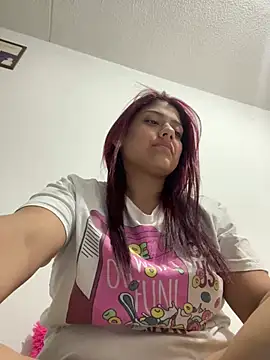 Snapshot of Aprilsmith2 chatting on December 18, 2024, 4:09 am Aprilsmith2 online show from December 18, 2024, 4:09 am