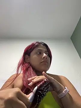Snapshot of Aprilsmith2 chatting on October 12, 2025, 1:26 am Aprilsmith2 online show from October 12, 2025, 1:26 am