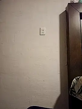 Snapshot of KITTEN-10 chatting on September 27, 2025, 3:00 am KITTEN-10 online show from September 27, 2025, 3:00 am