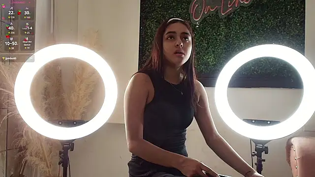 natalia aguirre1 online show from March 2, 2026, 12:12 pm