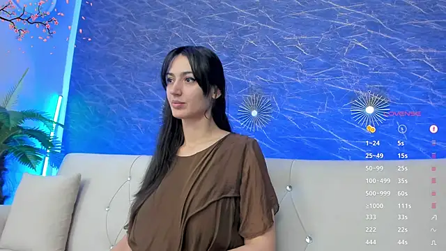 moona ray online show from June 1, 2026, 6:20 pm