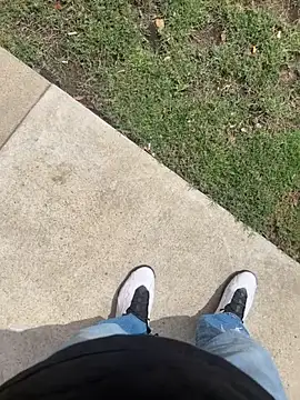 SukItSlo444 online show from April 5, 2026, 8:06 pm