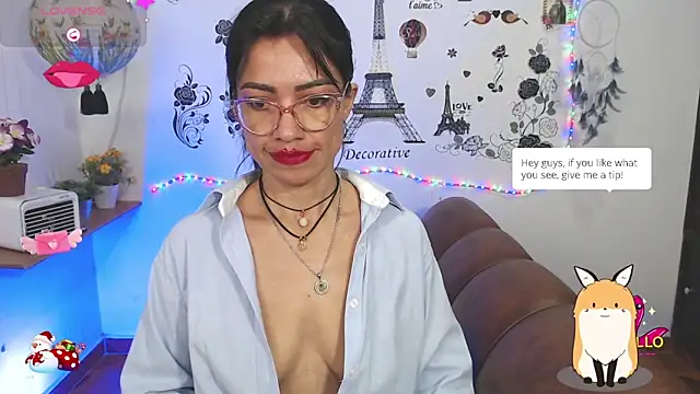 Snapshot of FernandaEloisa chatting on January 9, 2025, 1:35 pm FernandaEloisa online show from January 9, 2025, 1:35 pm