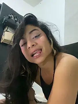 mysteriousgirl20 online show from April 14, 2026, 8:48 pm