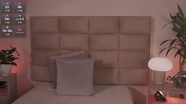 lexiee grey  online show from March 31, 2026, 11:54 am