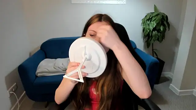 Snapshot of Sandra__Cute chatting on February 19, 2025, 8:33 am Sandra Cute online show from February 19, 2025, 8:33 am