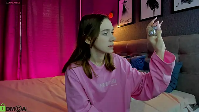 Lesi Moonie01 online show from February 24, 2026, 9:40 am