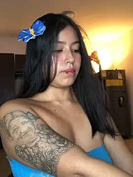 EmmaRossem online show from February 19, 2026, 7:43 pm