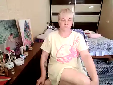 Lia Laguna77 online show from June 30, 2026, 3:02 pm