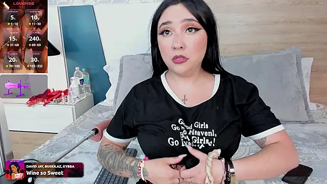 Megansttein  online show from February 26, 2025, 11:59 pm