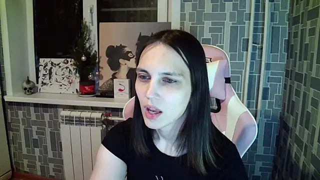 Snapshot of BlackHe4rts_ chatting on February 8, 2025, 12:06 am BlackHe4rts online show from February 8, 2025, 12:06 am