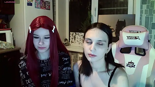 Snapshot of BlackHe4rts_ chatting on March 5, 2025, 9:04 pm BlackHe4rts online show from March 5, 2025, 9:04 pm