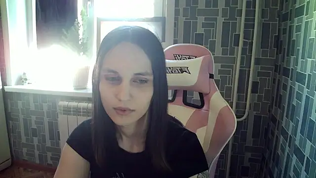 Snapshot of BlackHe4rts_ chatting on March 19, 2025, 4:57 am BlackHe4rts online show from March 19, 2025, 4:57 am