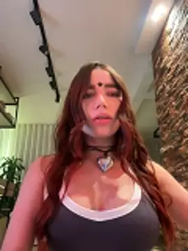 carolynnetrujillo online show from November 26, 2025, 4:02 am