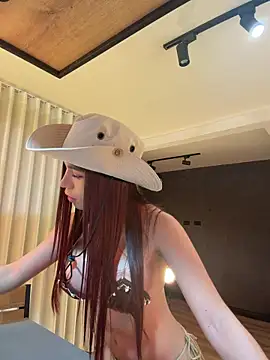 carolynnetrujillo online show from May 30, 2026, 5:37 am