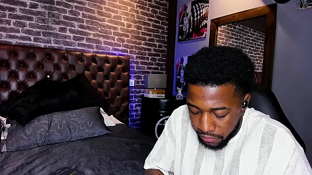 Drake Nassir4 online show from December 16, 2024, 8:58 pm